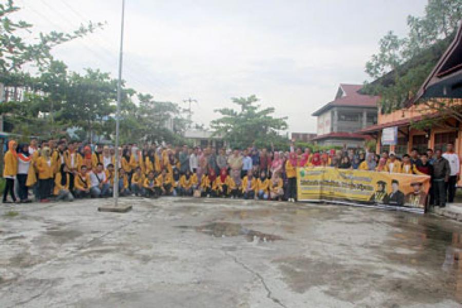 Asisten II Setdakab Inhil Harapkan Mahasiswa Unisi Kreatif dan Inovatif