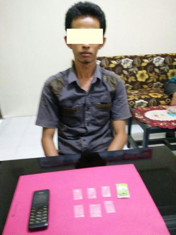 Bandar Narkoba di Kampar Ditangkap Berikut Barang Bukti 3 Paket Sabu