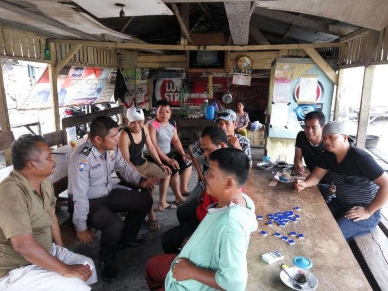 Bhabinkamtibmas Desa Kota Garo Himbau warga Bahaya Narkoba