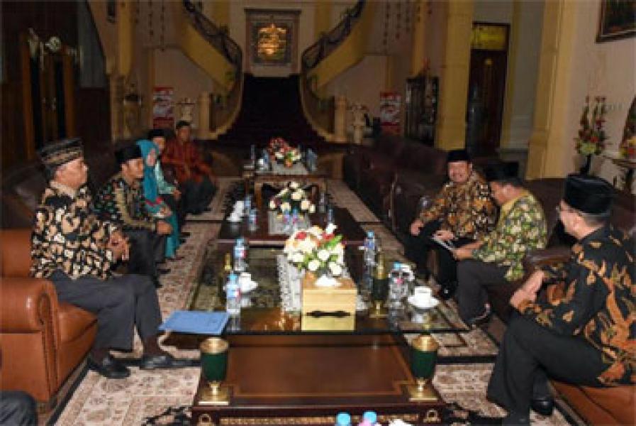 Bupati Amril Bersilaturahmi Dengan Pengurus Baznas Kabupaten Bengkalis yang Baru