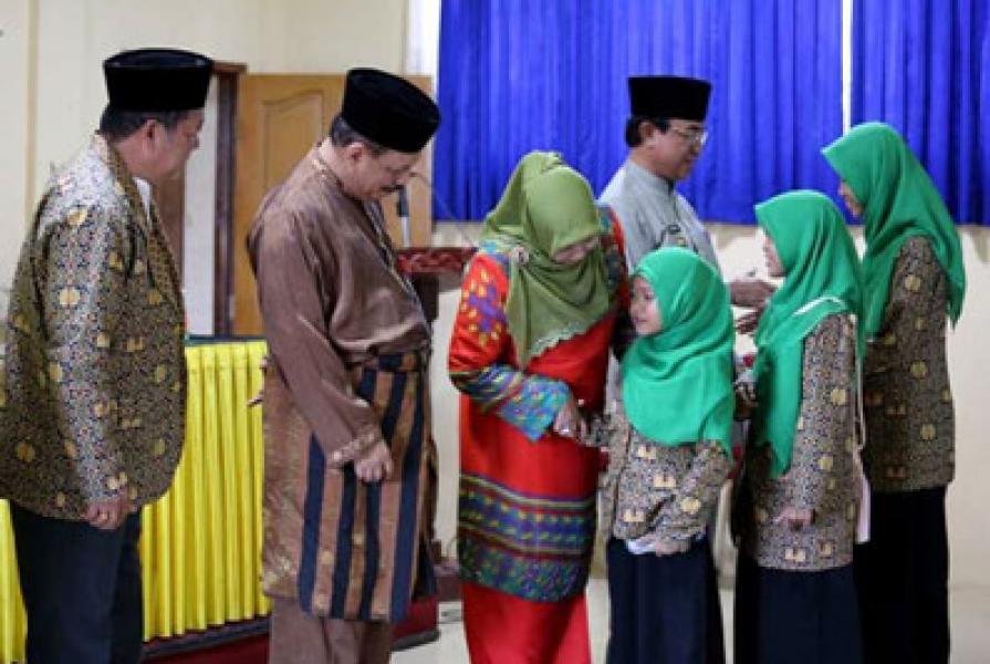Bupati Wardan Lepas Kafilah Inhil Tampil di MTQ Riau Ke-XXXV di Pekanbaru