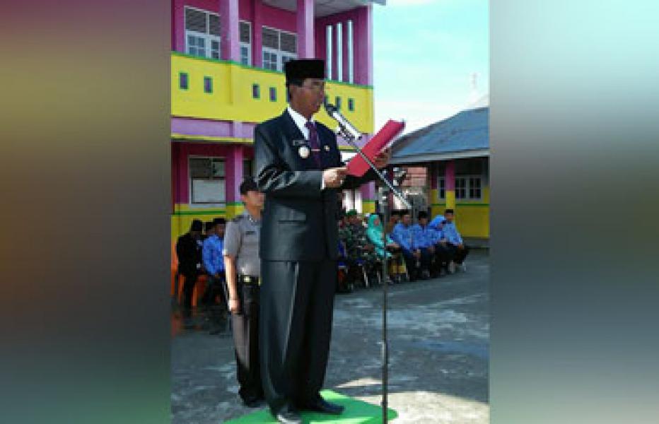 Camat Idris Irup Hari Pahlawan di Palika Rohil