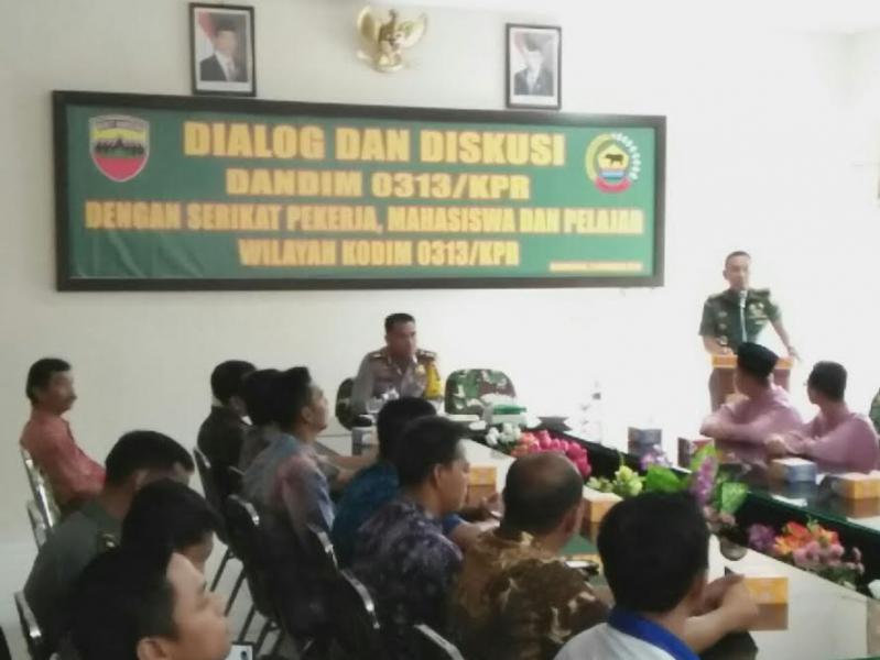 Dandim 0313 KPR Bersama Kapolres Kampar, Pimpin Dialog dan Diskusi Bersama Elemen Masyarakat
