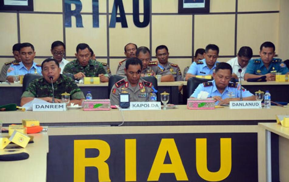 Danrem 031/Wirabima dan Kapolda Riau Gelar Teleconference Terkait Aksi Damai 2 Desember Mendatang