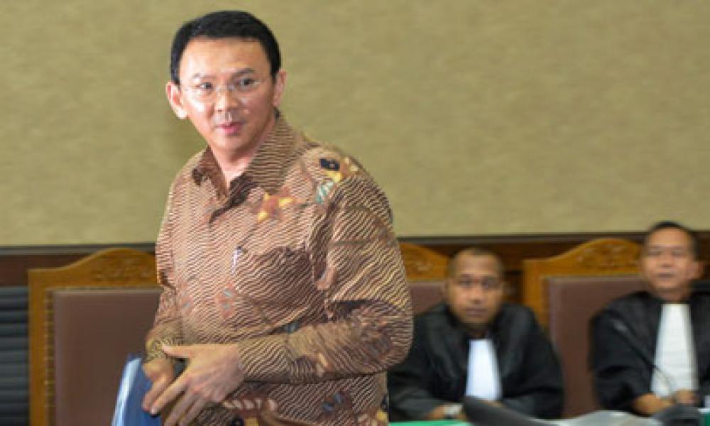 GELAR PERKARA AHOK: Kakak Angkat Sebut Ahok Suka Buka Aib Orang