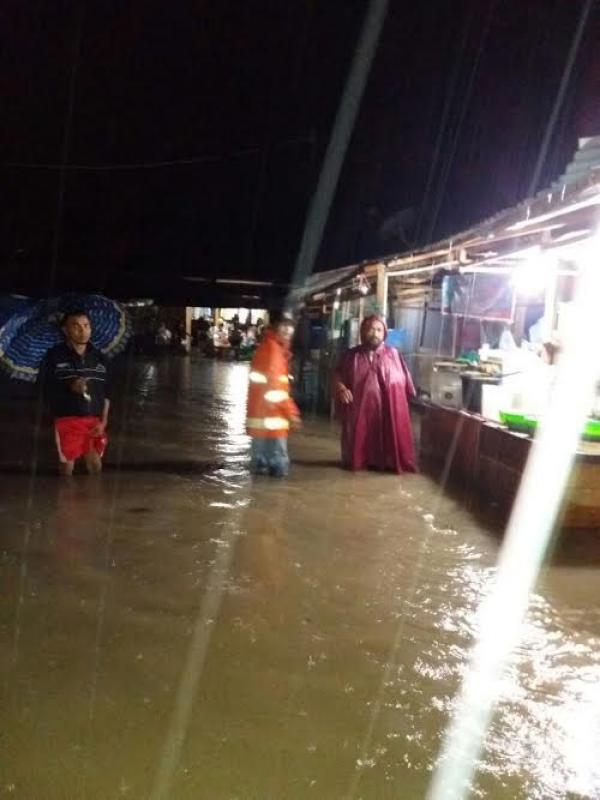 Hujan Deras Selama 3 Jam, Beberapa Desa di Rokan Hulu Terendam Banjir