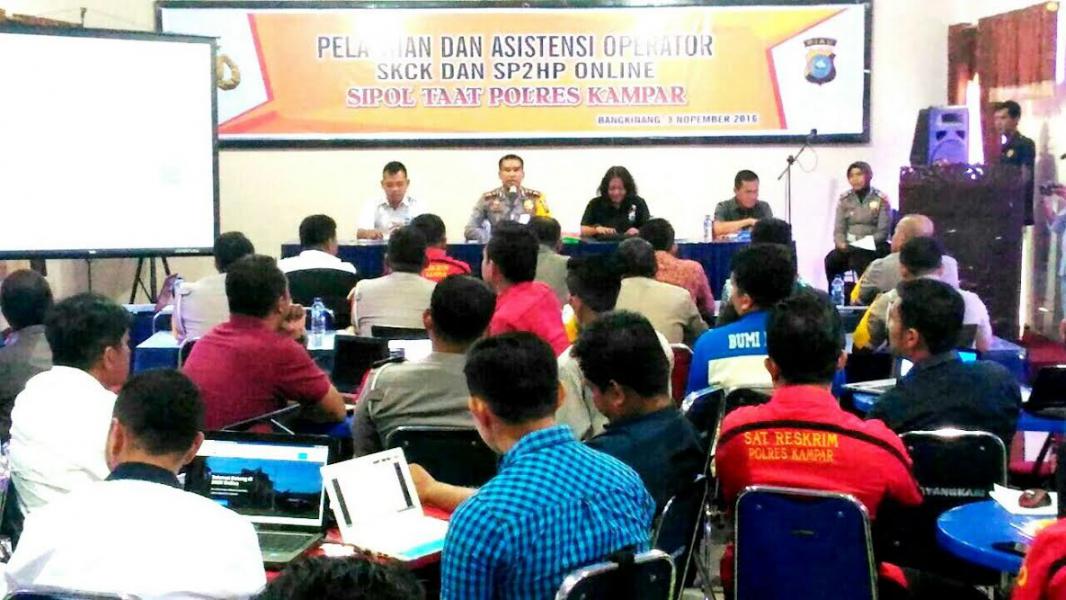 Kapolres Kampar Buka Pelatihan Operator SKCK dan SP2HP Online