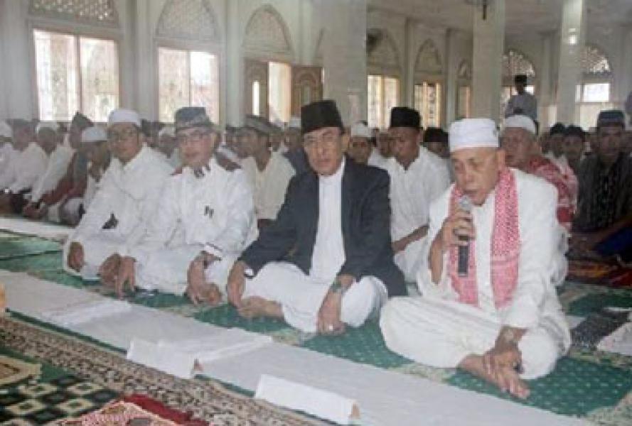 Kembalikan Marwah Kota Ibadah, Bupati Wardan Budayakan Salat Subuh Berjamaah
