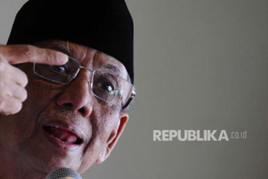 MUI ‘Diserang’, KH Hasyim Muzadi: Ulama Rapatkan Barisan