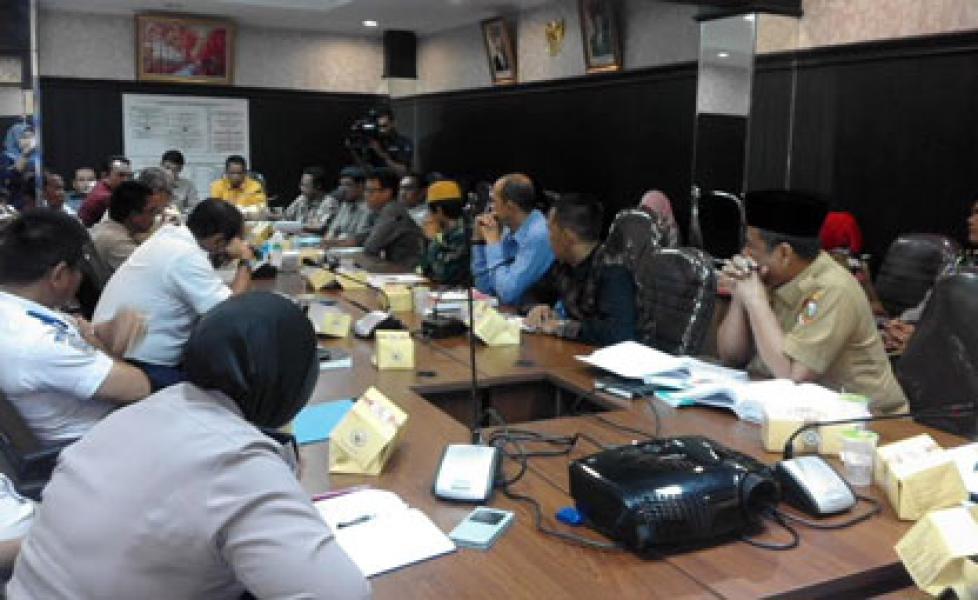 Pembangunan Living Word Rugikan Masyarakat, Dewan Minta PT 238 Bertanggung Jawab