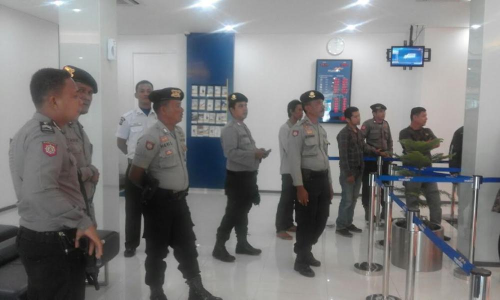 Sat Shabara Polres Kampar Sambangi Bank Demi Tekan Kejahatan