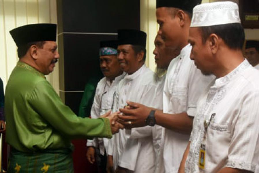 Sekda Said Syarifuddin Hadiri Pelepasan 38 JCH PNS Inhil