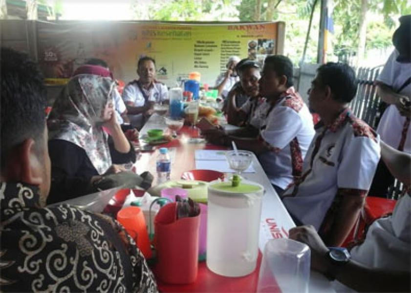 Cegah Abrasi, Instiawaty Ayus Perjuangkan Infrastruktur