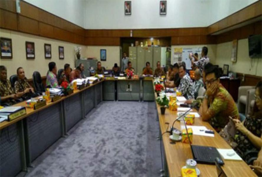 DPRD Apresiasi Keinginan Pengembang Bangun Rumah Layak Sehat di Riau