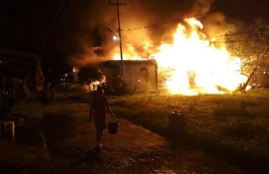 Diamuk Sijago Merah, 3 Unit Rumah di Kateman Inhil Ludes Terbakar