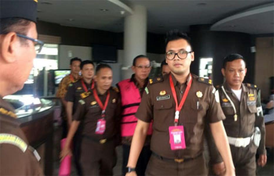 Kejagung Tahan Kepala BKKBN