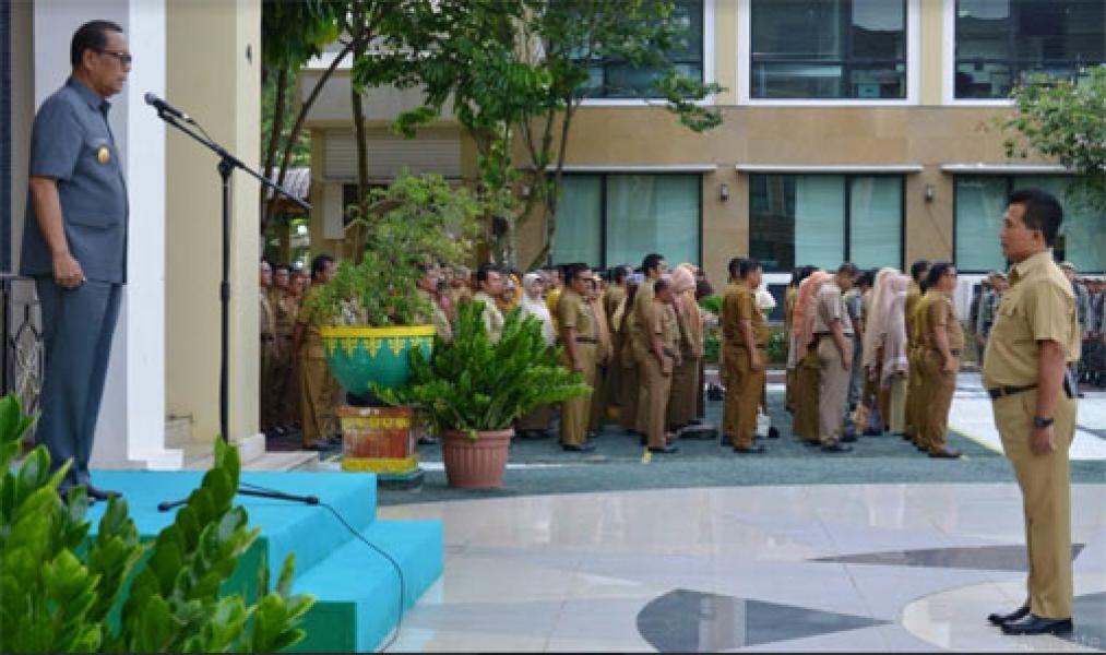 Majukan Kampar, Bupati Azis Berikan Motivasi