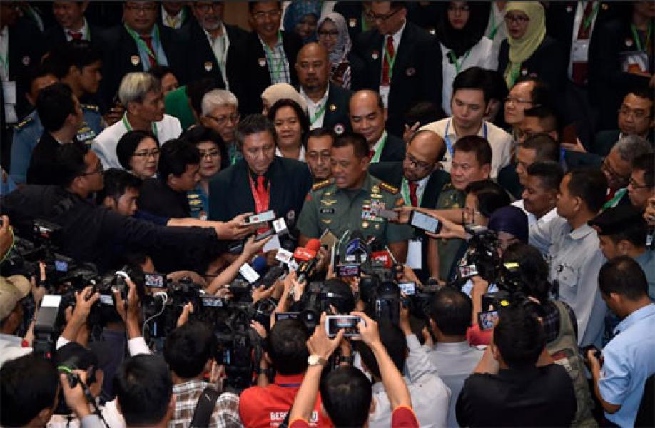 Panglima TNI: Bebaskan Warga Sipil Dengan Persuasif Melalui Negosiasi