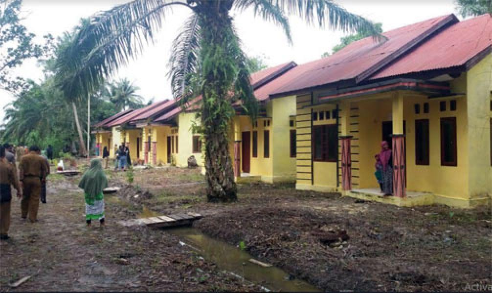 Pemkab Rohil Serah Terimakan 10 unit Rumah Restlement kepada Warga Bangko Kanan
