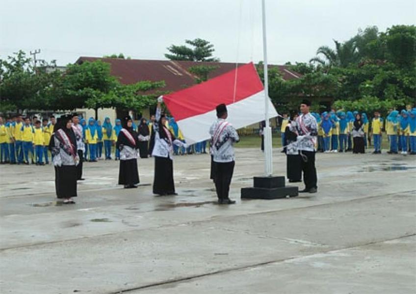 SMA Negeri 1 Kepenuhan Peringati Hari Guru Ke-72
