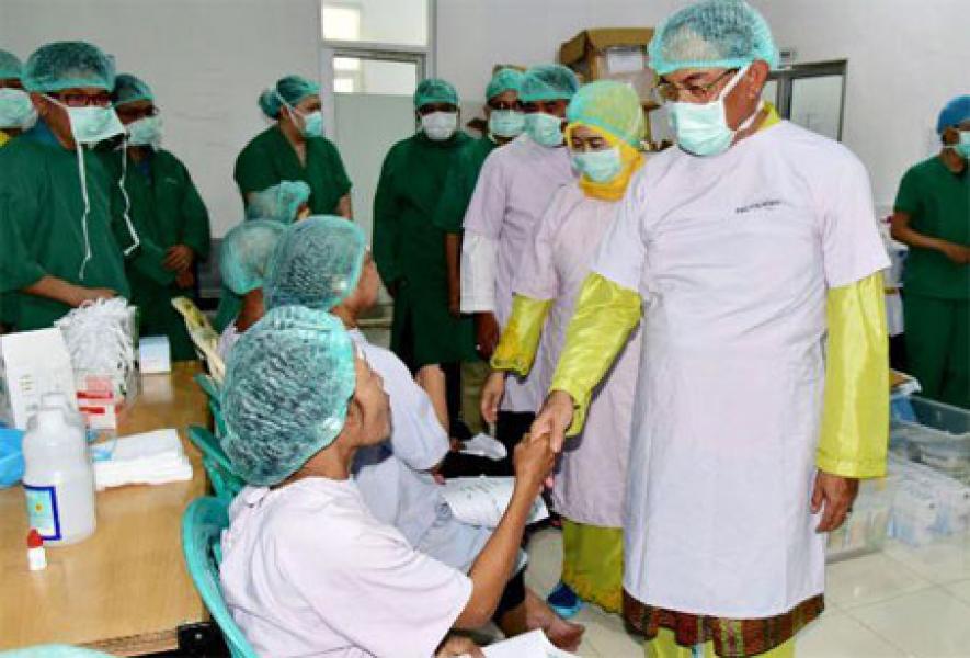 Sempena Milad Ke-52 Inhil, Bupati HM Wardan Buka Baksos Operasi Katarak