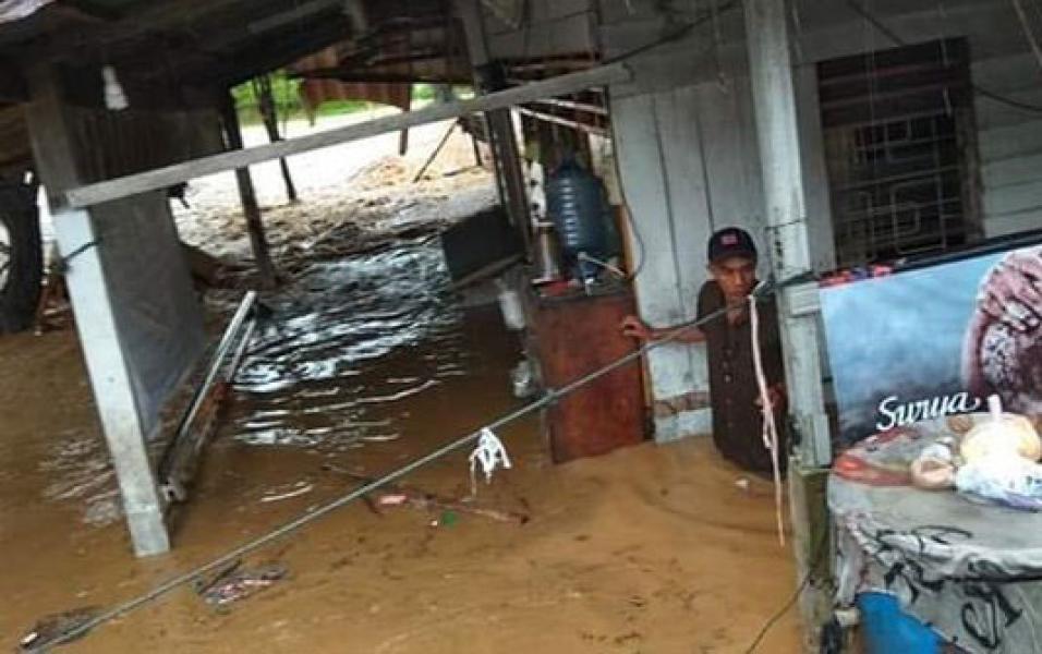 Banjir di Padang, 600 Rumah Terendam dan 3 Jembatan Rusak