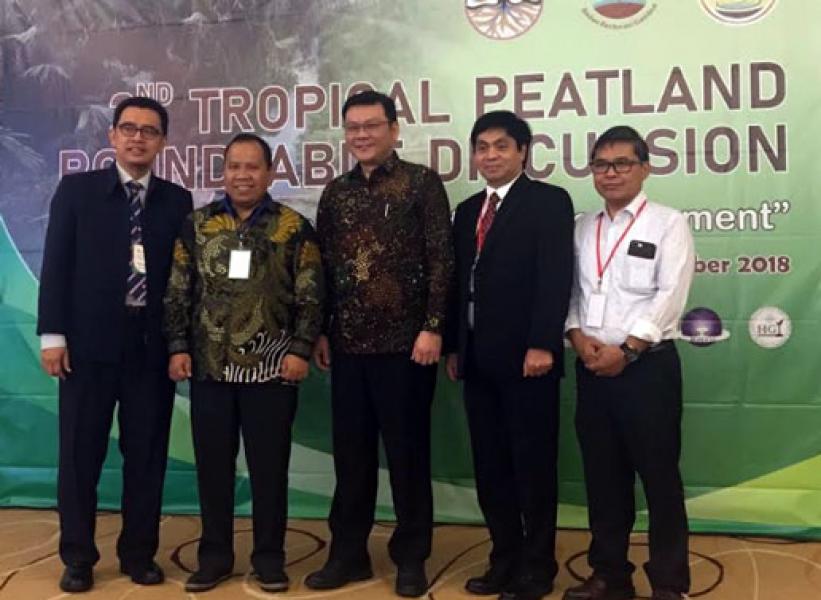 Bupati Irwan Pembicara pada Tropical Peatland Roundtable Discussion 
