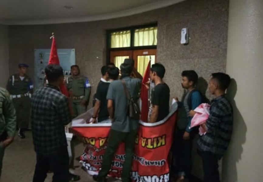 Forkap Kampar Tolak Pembangunan Gedung 8 Lantai