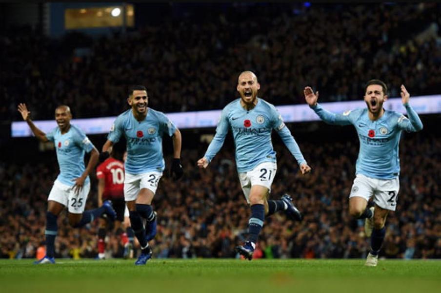 Fowler Akui Man City Jadi Penghalang Liverpool Raih Trofi Liga Inggris