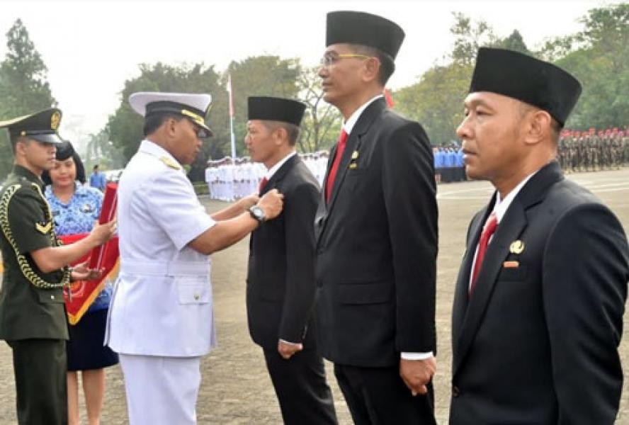 PNS TNI Ikuti Upacara HUT ke-47 Korpri di Mabesal