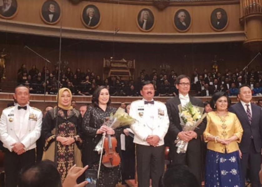 Panglima TNI Saksikan Konser Simfoni Negeri Untuk TNI Patriot Kita