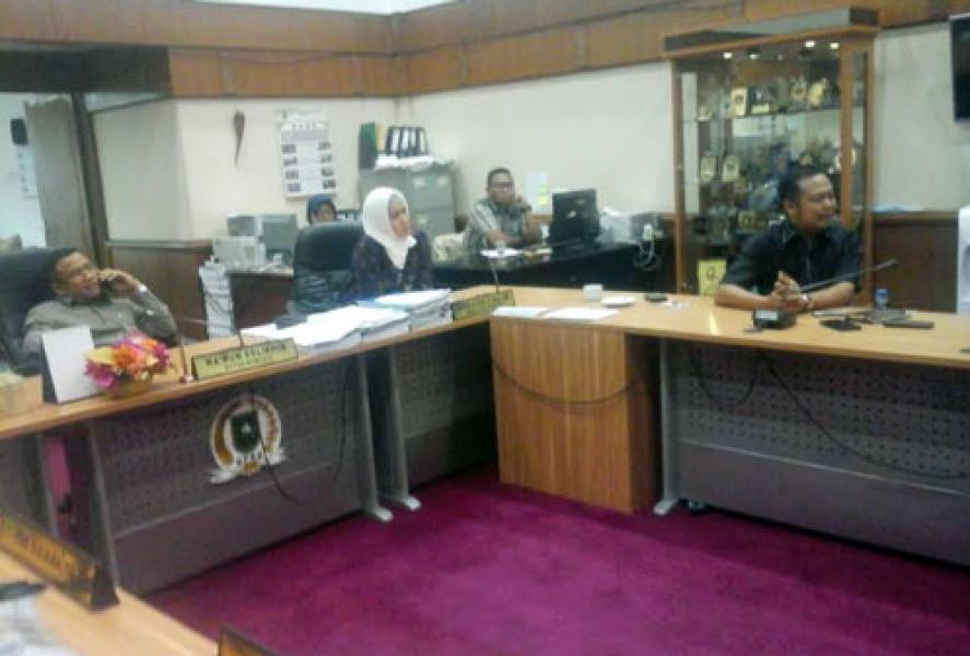 Putusan Tatib DPRD Riau Dinilai Tidak Sah