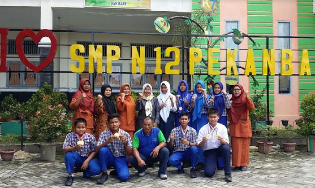 Siswa SMPN 12 Pekanbaru Raih Sejumlah Medali dan Berbagai Prestasi