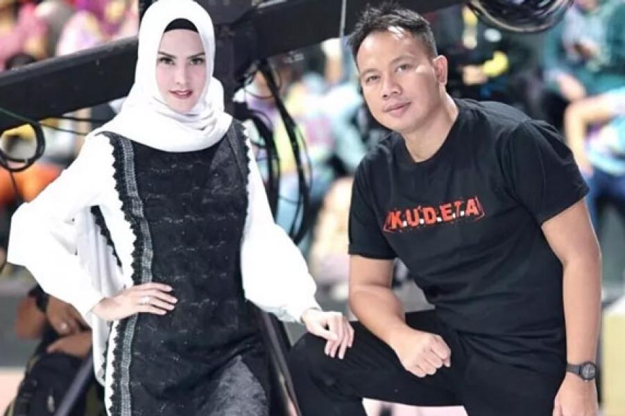 Tak Bisa Komunikasi, Akun Medsos Vicky Prasetyo Diblokir Angel Lelga