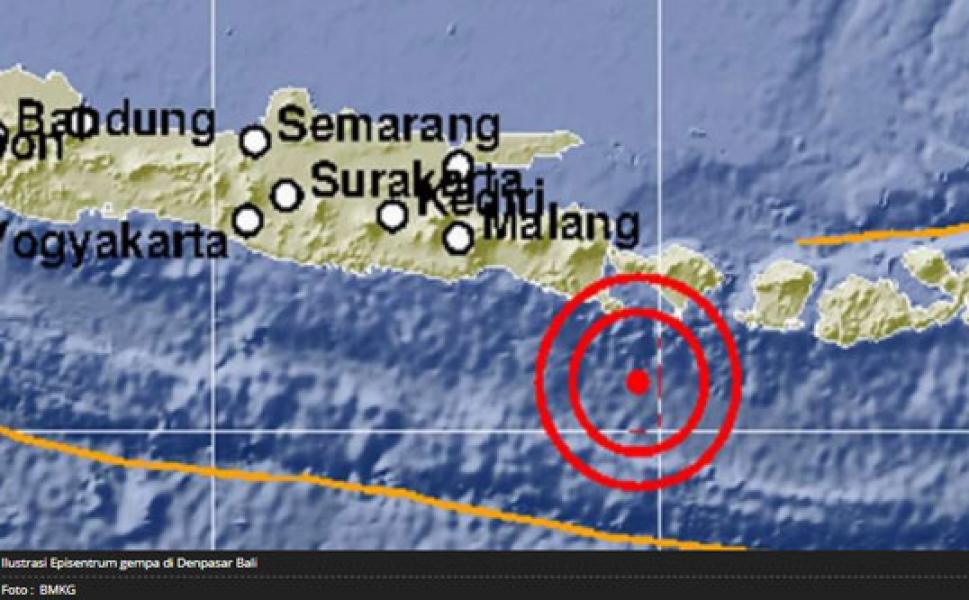 Air Laut Surut usai Gempa, Warga Buleleng Berhamburan Takut Tsunami