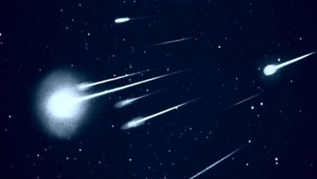 Alquran dan Sains, Meteor Mengejar Setan yang Menguping