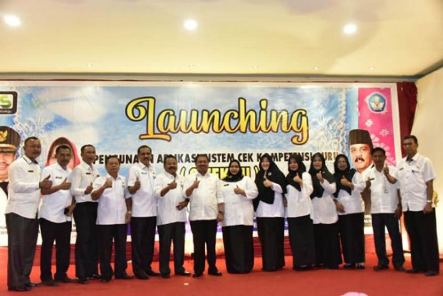 Bupati Amril: Pengangkatan Guru Kontrak Untuk Atasi Masalah Kekurangan Guru