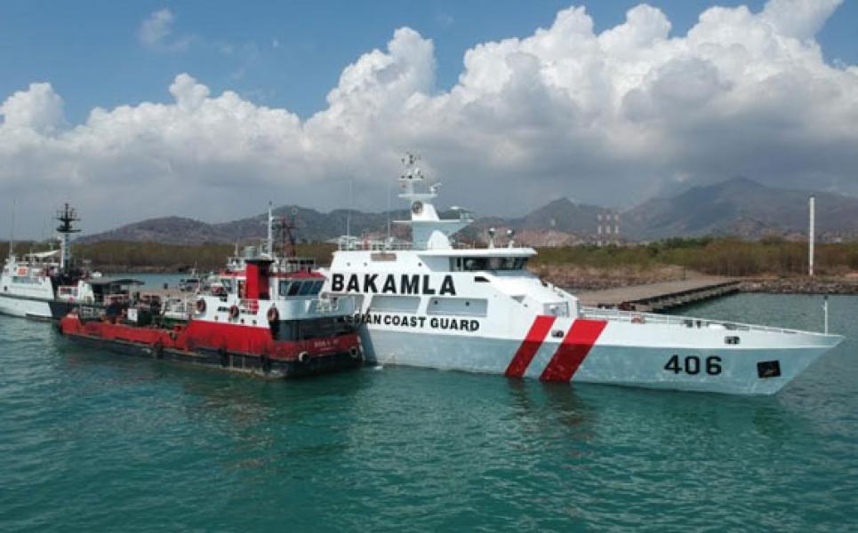 Kapal Bakamla RI/IDNCG Tangkap Kapal Diduga Muat BBM Ilegal Di Perairan Cilegon