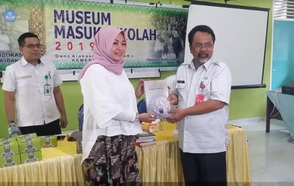 Museum Masuk Sekolah, Disbud Riau Sambangi SMAN 12 Pekanbaru