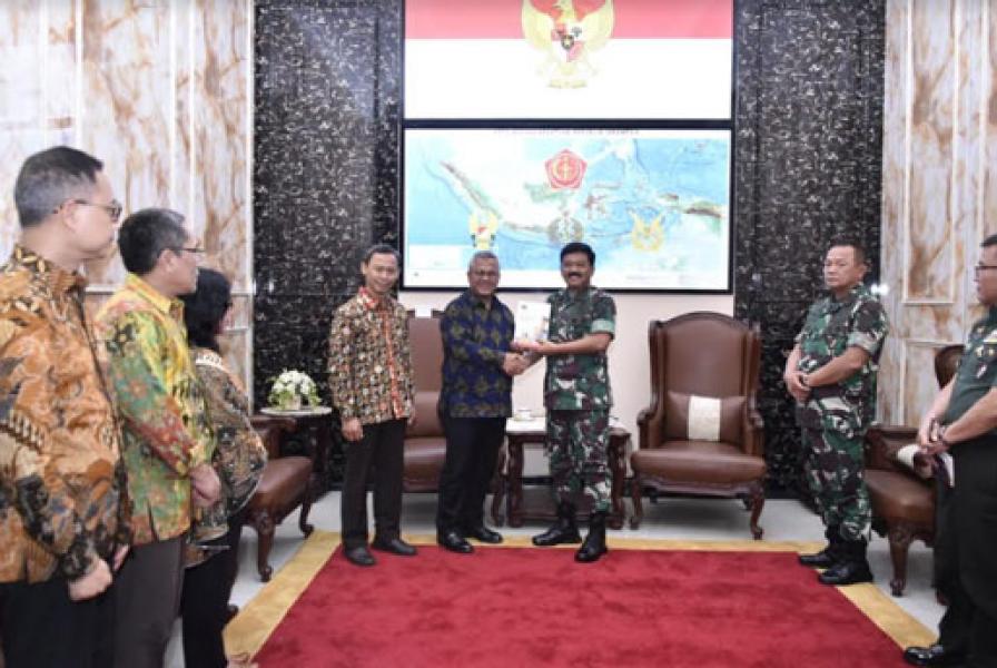 Panglima TNI Terima Audiensi Ketua KPU