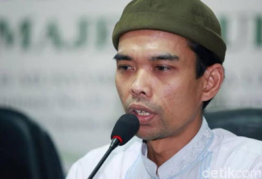 Pengunduran Diri Diterima, UAS Diberhenti Dengan Hormat Sebagai Dosen UIN Suska Riau