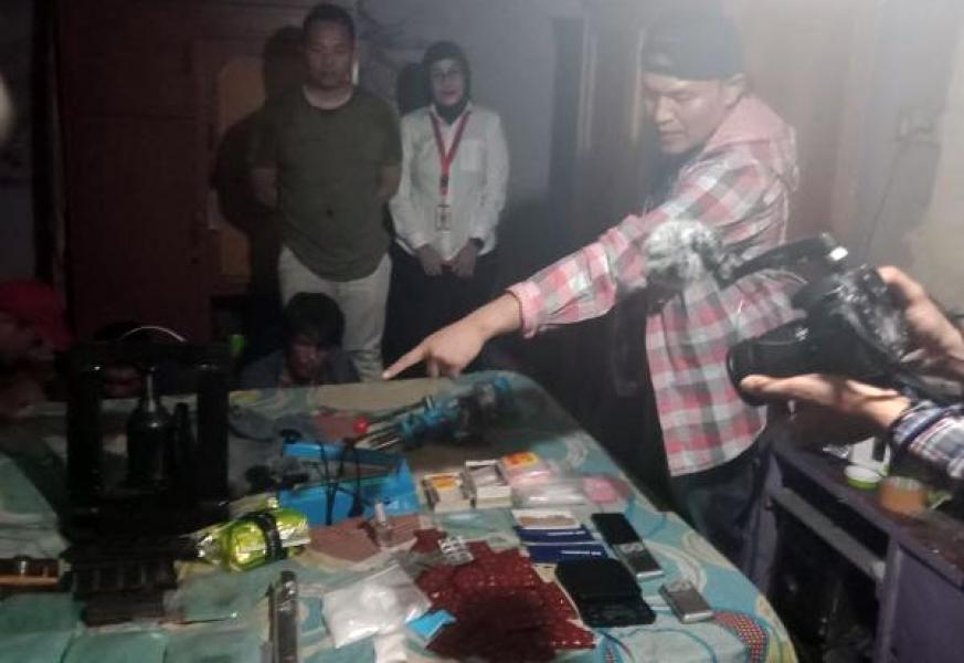 Polda Riau Grebek Home Industri Narkoba di Pekanbaru