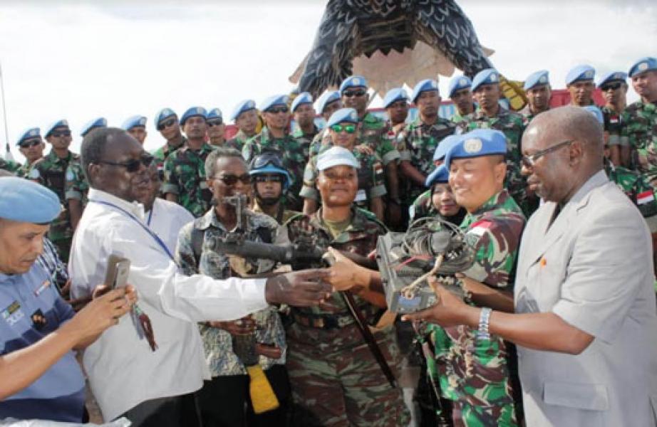 Satgas TNI Konga XXXIX-A RDB Serahkan Senjata dan Munisi Ke DDR-RR Kongo