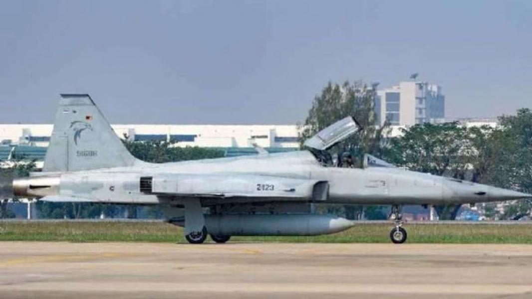 Tetangga Indonesia Punya Jet Tempur Bersenjatakan Laser dari Israel