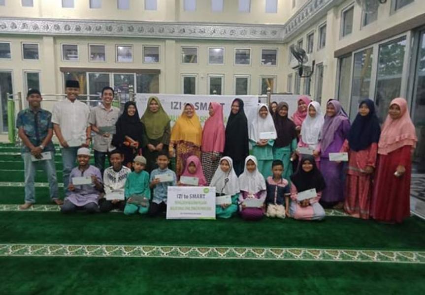 IZI Riau Berikan Beasiswa Untuk Pelajar Yatim dan Dhuafa