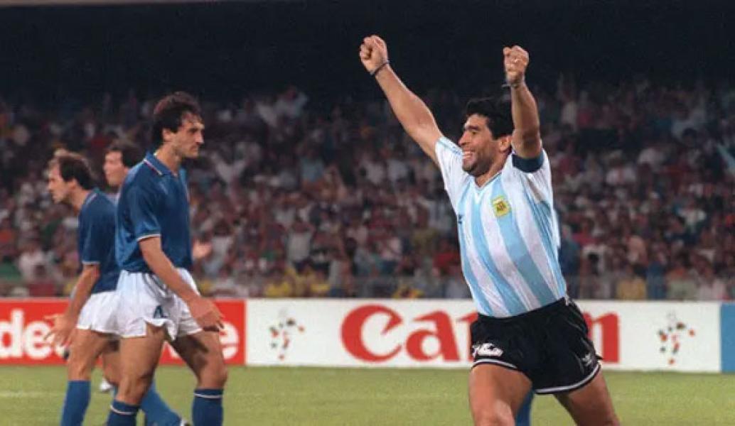 Diego Maradona Meninggal Dunia akibat Serangan Jantung