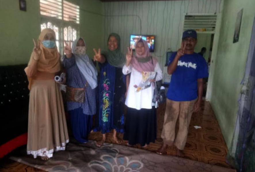 Dukung Nomor Urut 2 di Pilkada Bengkalis, Tim Relawan ABAH SEMUA Kampanye `door to door`