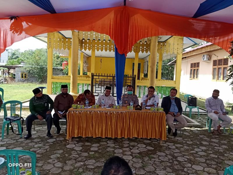 Kapolsek Pangkalan Lesung Hadiri Reses Anggota DPRD Kabupaten Pelalawan