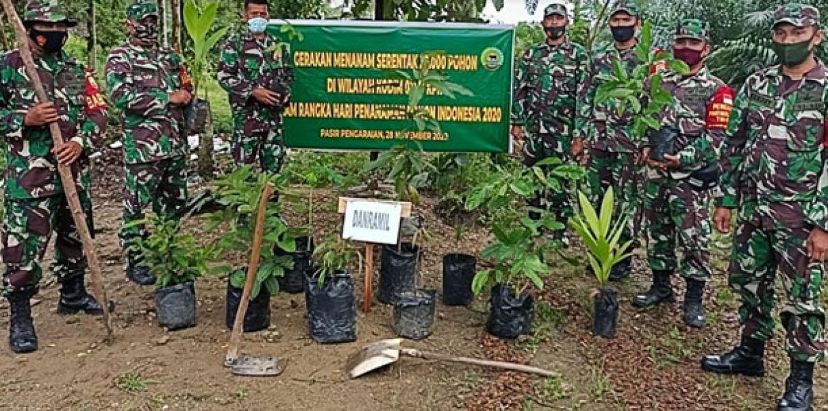 Peduli Penghijauan, Danramil 02 Rambah Tanam Pohon