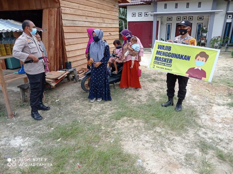Polsek Bunut Lakukan Himbauan Protokol Kesehatan Kepada Masyarakat